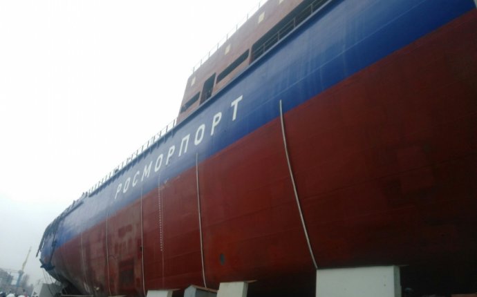 Спущен на воду многострадальный ледокол Виктор Черномырдин - bmpd